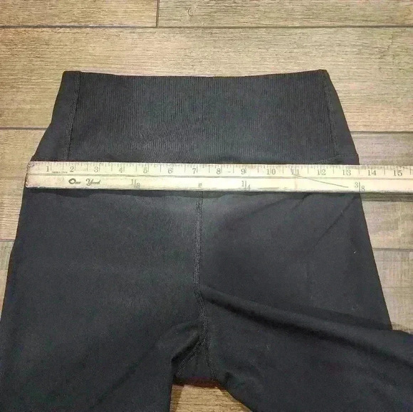 Nike Tights Leggings Capri Cropped Dri Fit Pant Women Medium Black Out - Picture 5 of 5